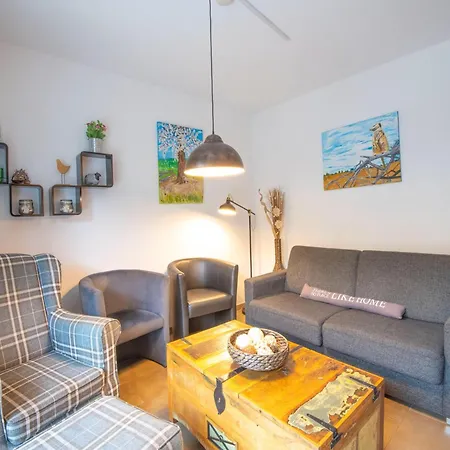 Modern In Brixen Im Thale Near Area Daire *