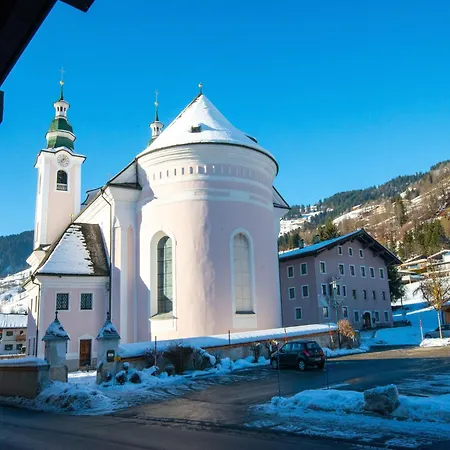 Modern In Brixen Im Thale Near Area Apartment Feuring